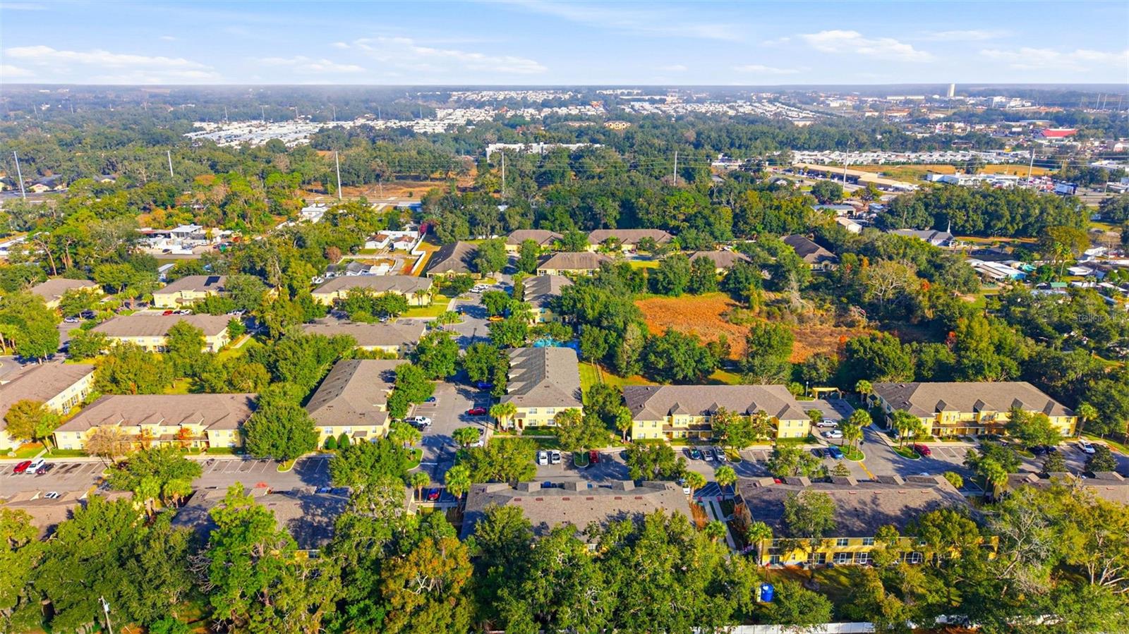 EILAND PARK TWNHMS - Residential