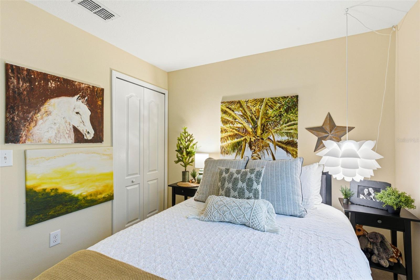 EILAND PARK TWNHMS - Residential