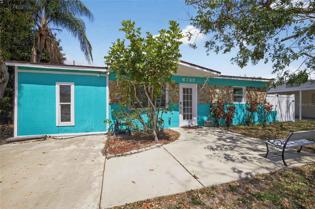 Photo of 6749 81st Avenue N, Pinellas Park, FL 33781 (MLS # TB8491426)