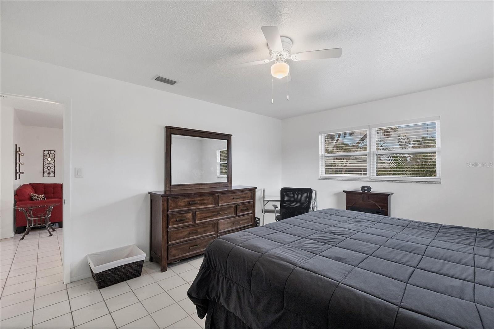 PELICAN SHORES - Residential