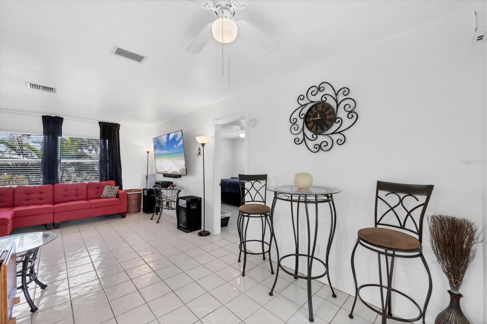 PELICAN SHORES - Residential