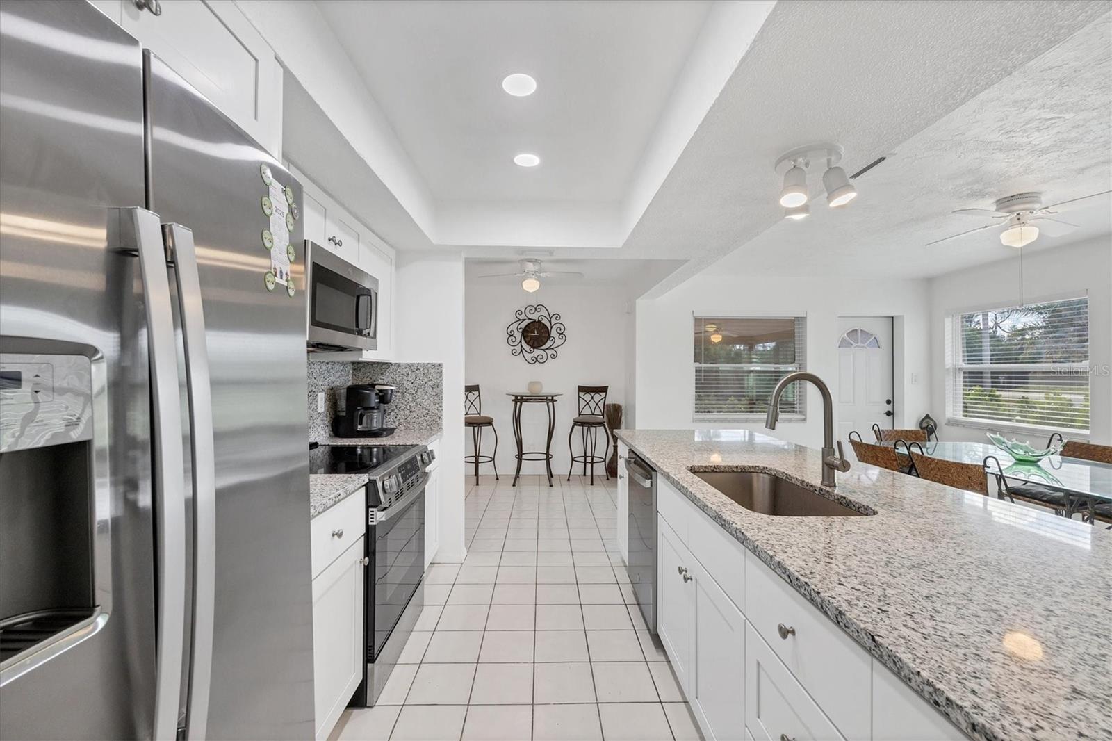 PELICAN SHORES - Residential