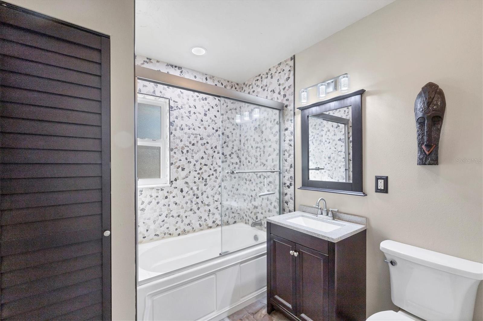 PELICAN SHORES - Residential