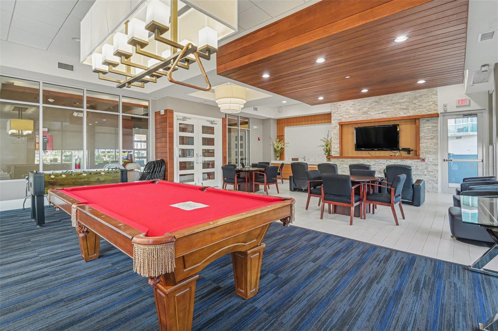 MARINA GRANDE ON THE HALIFAX - Residential