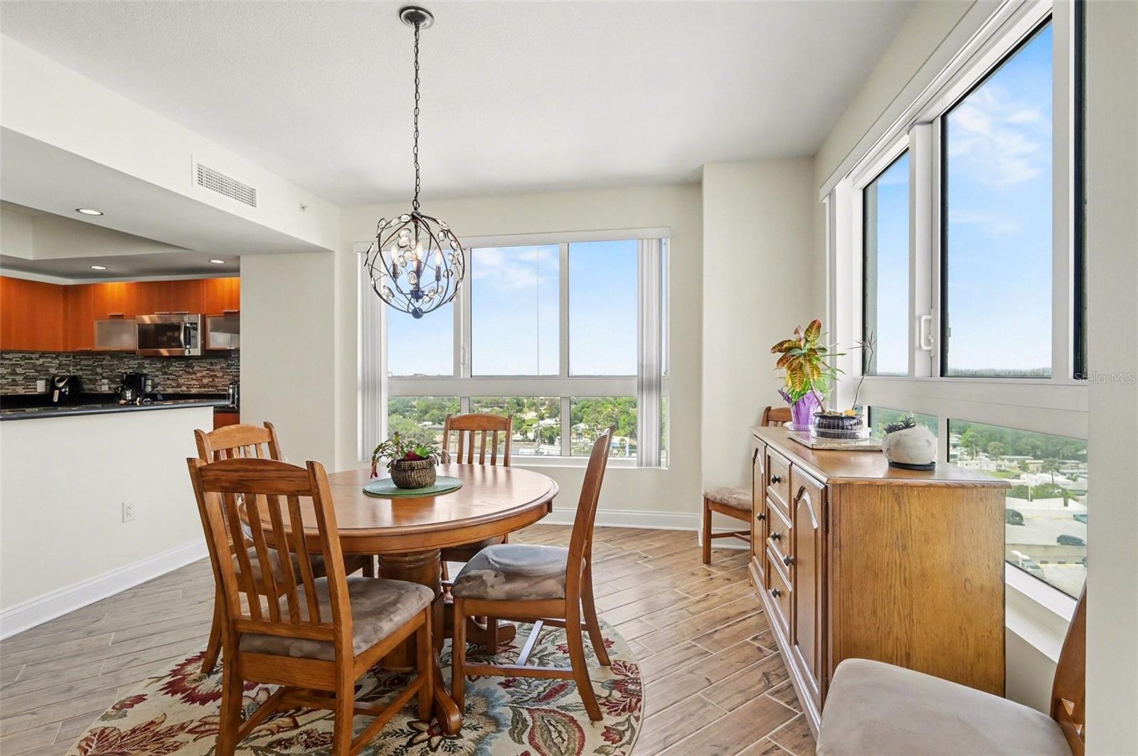 MARINA GRANDE ON THE HALIFAX - Residential