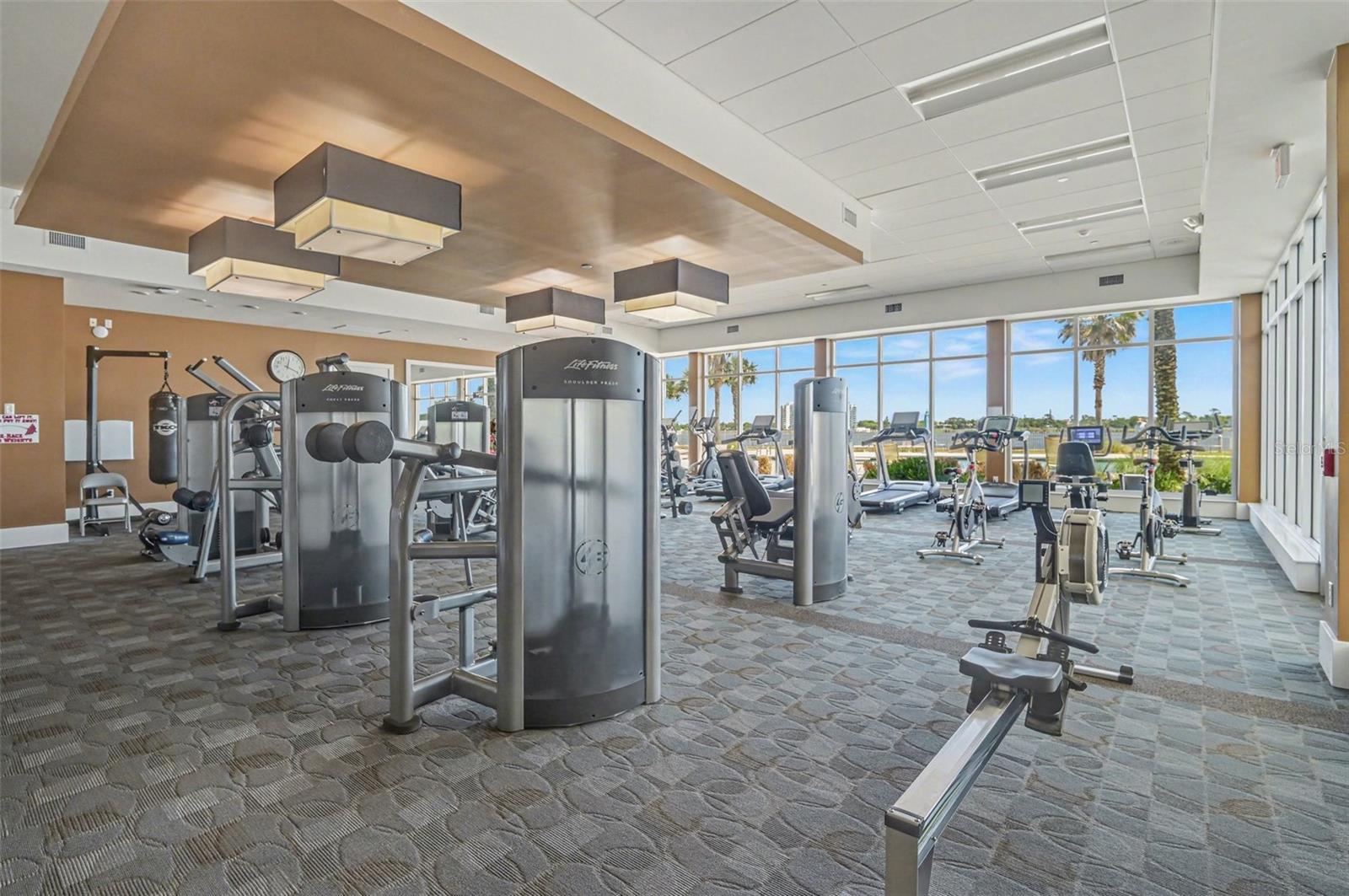 MARINA GRANDE ON THE HALIFAX - Residential