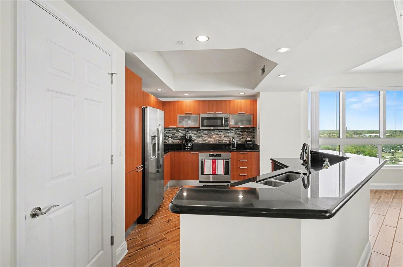 MARINA GRANDE ON THE HALIFAX - Residential