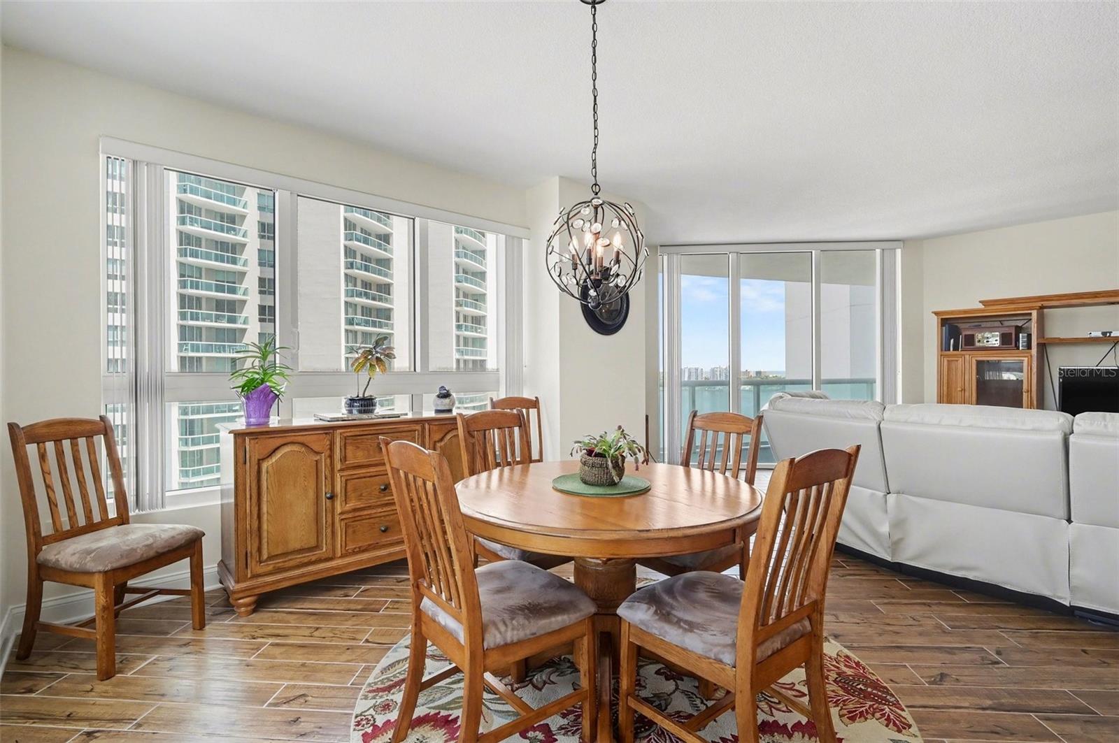 MARINA GRANDE ON THE HALIFAX - Residential