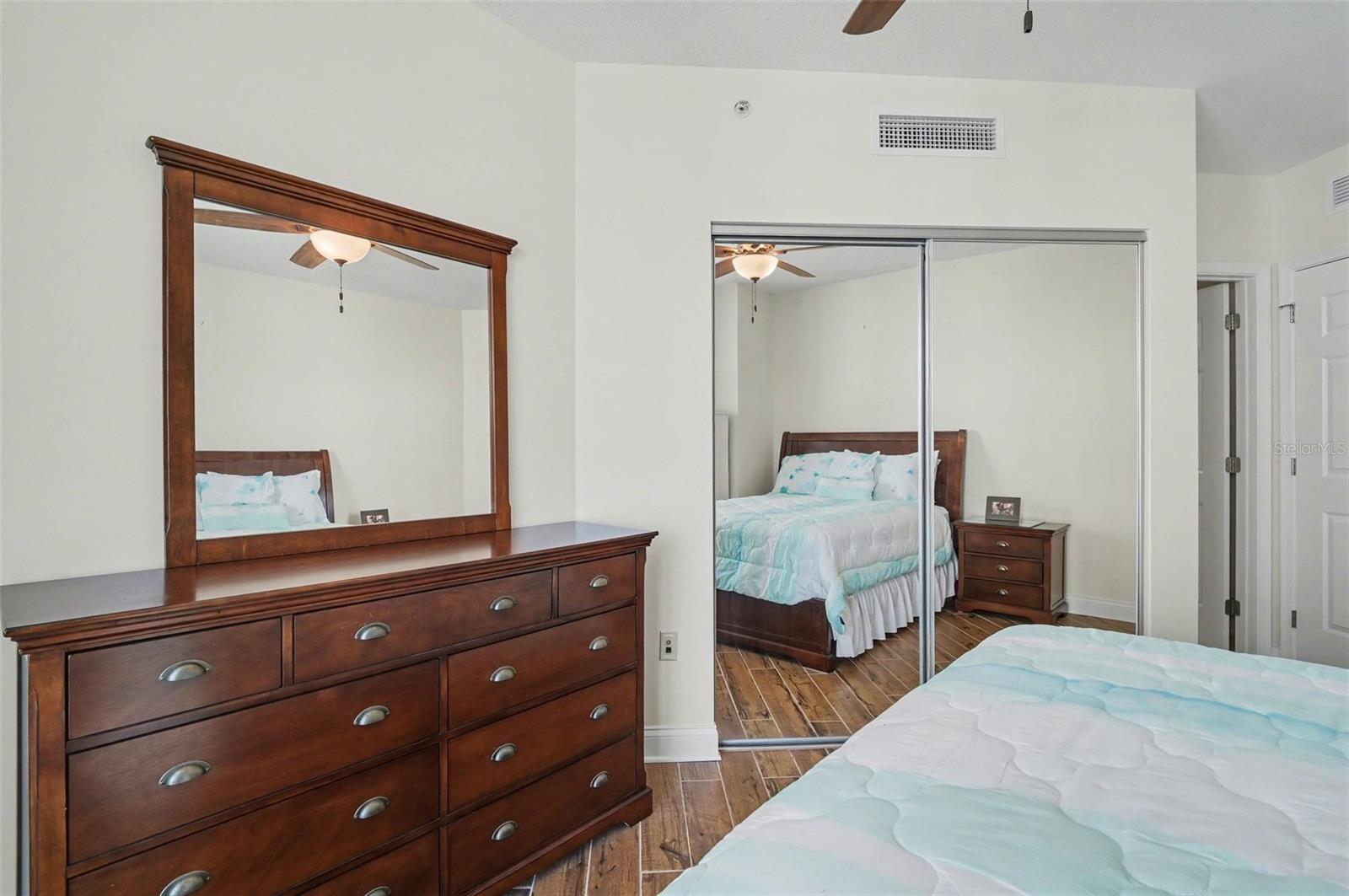 MARINA GRANDE ON THE HALIFAX - Residential