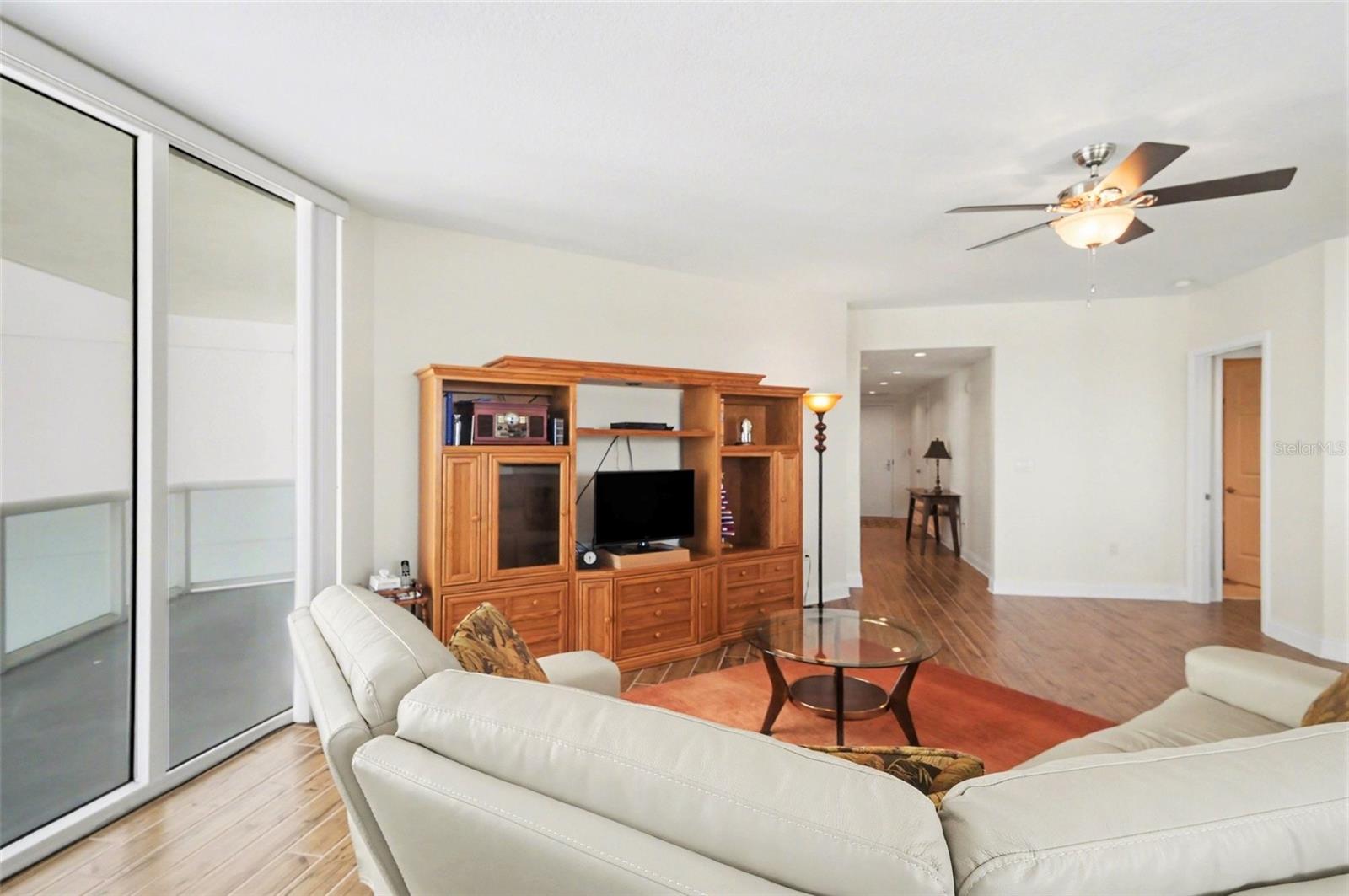 MARINA GRANDE ON THE HALIFAX - Residential