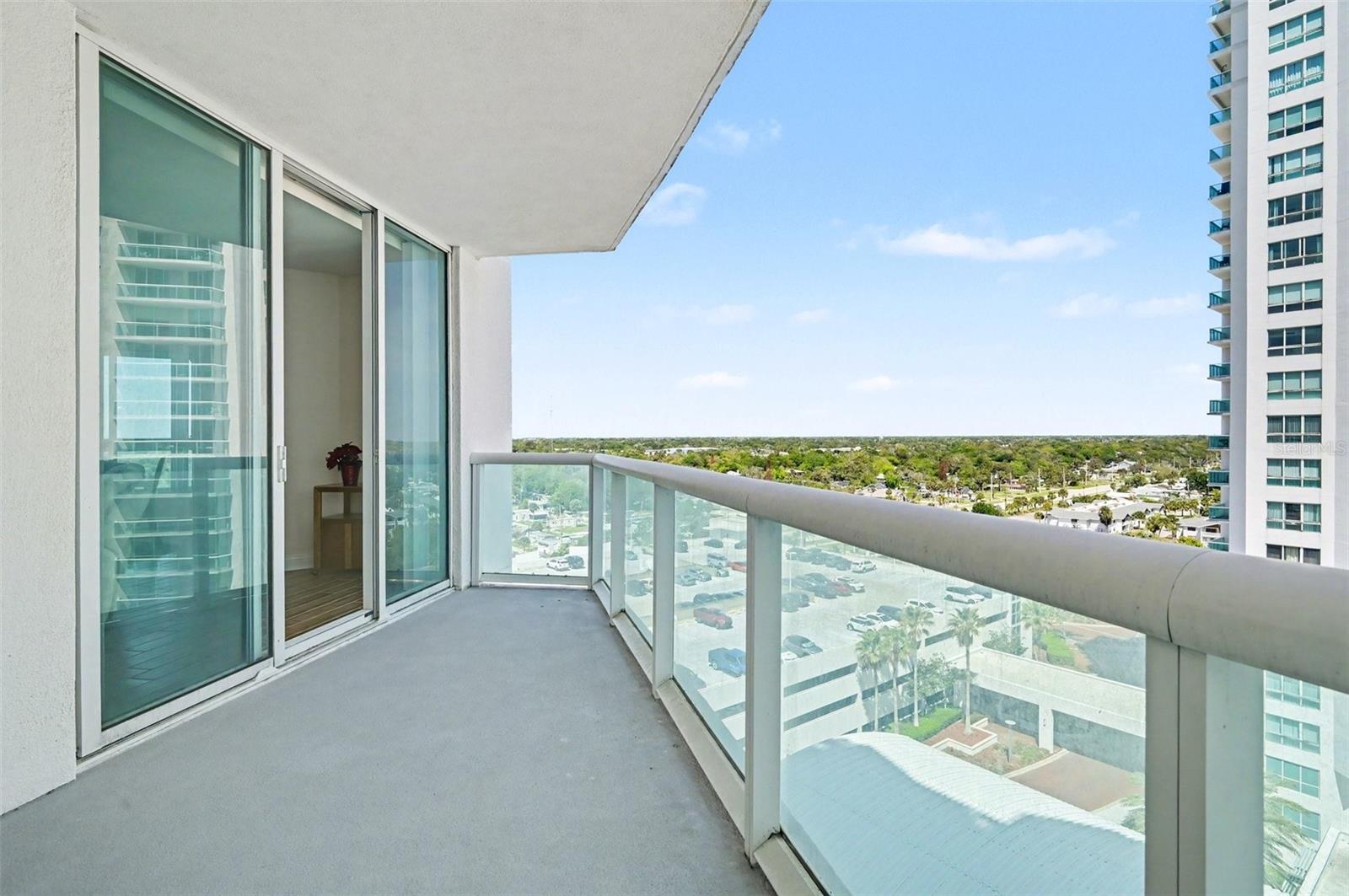 MARINA GRANDE ON THE HALIFAX - Residential