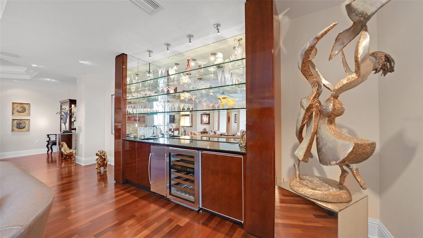 LA BELLASARA - Residential