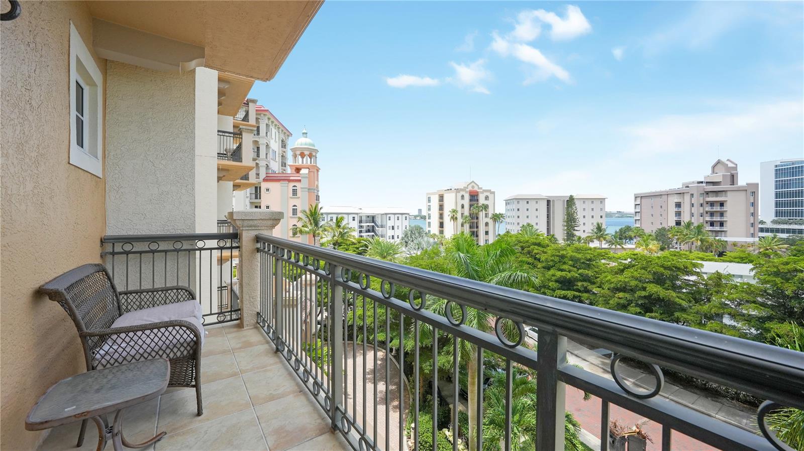 LA BELLASARA - Residential