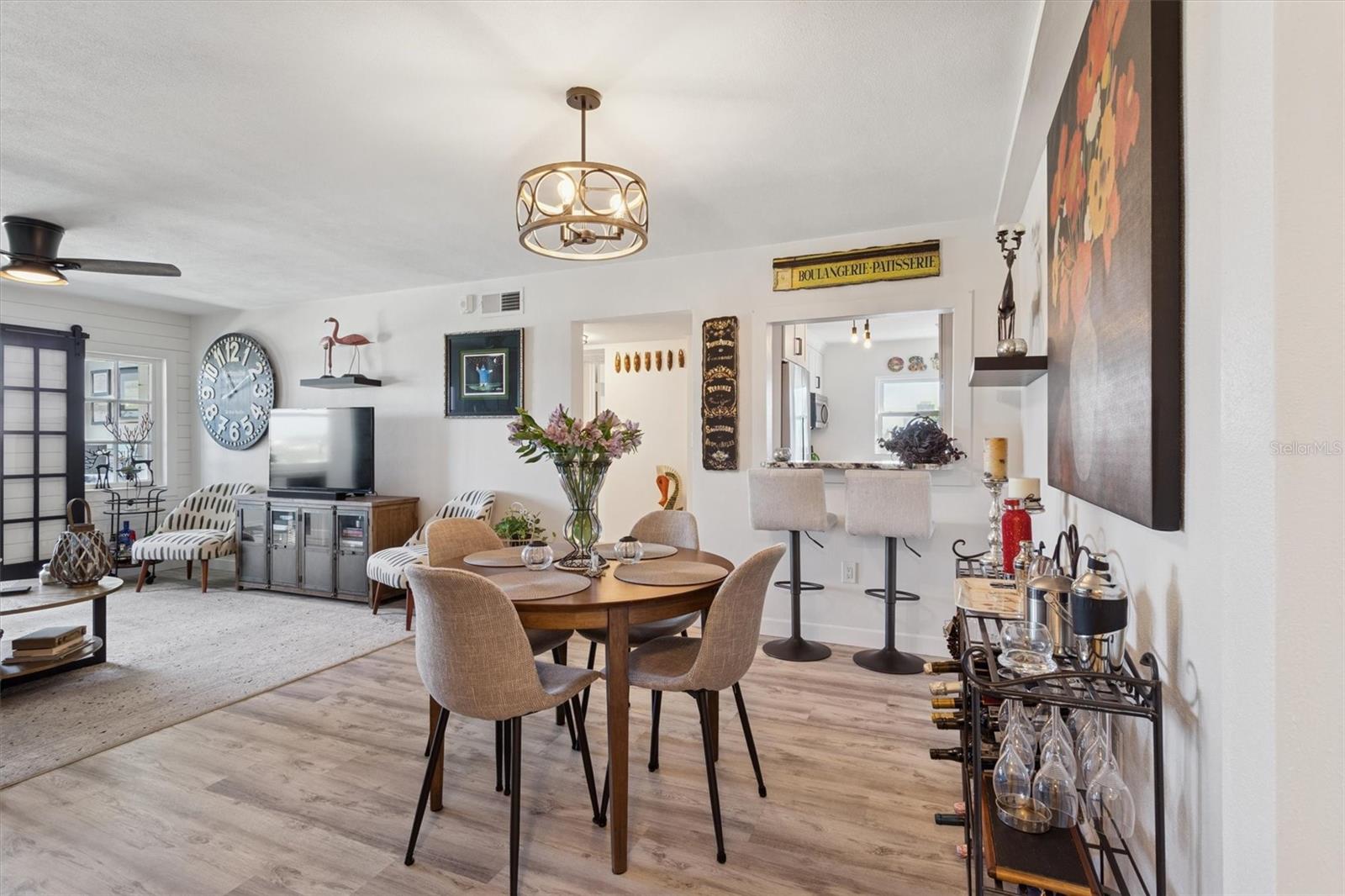 SUNCOAST TOWERS APTS CO-OP - Residential