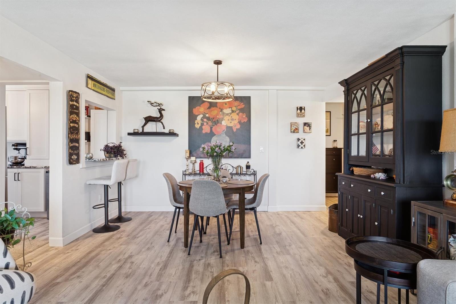 SUNCOAST TOWERS APTS CO-OP - Residential