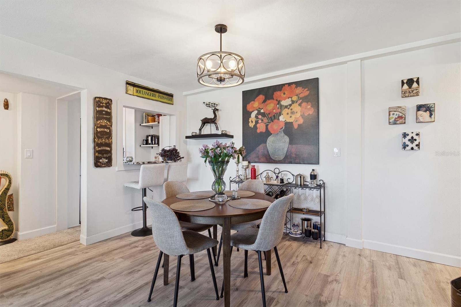 SUNCOAST TOWERS APTS CO-OP - Residential