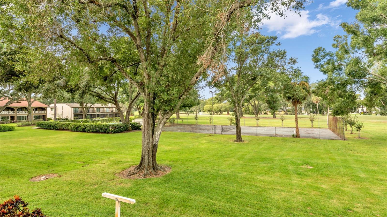 GOLF VIEW TWNHS INC - Residential