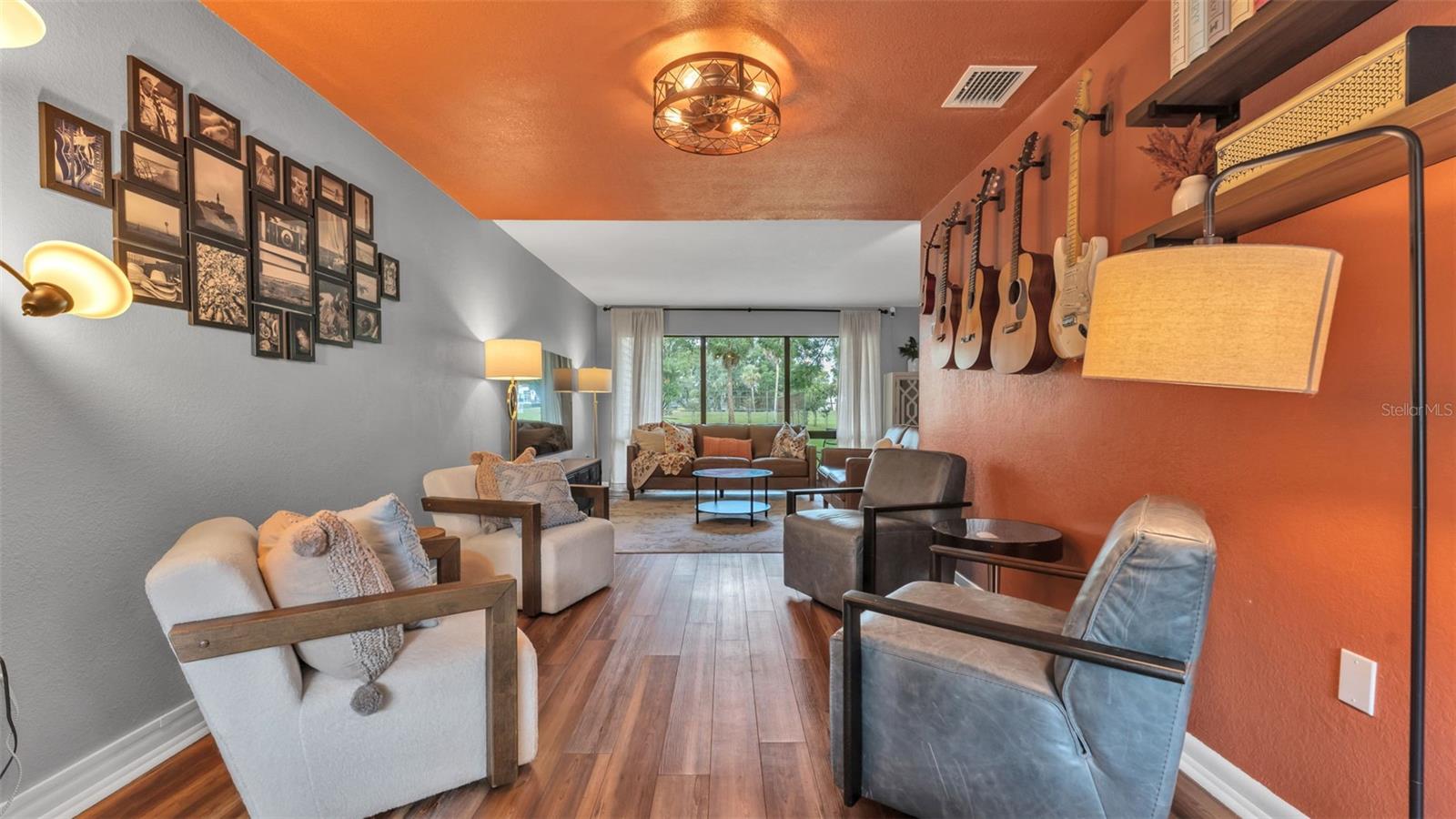 GOLF VIEW TWNHS INC - Residential