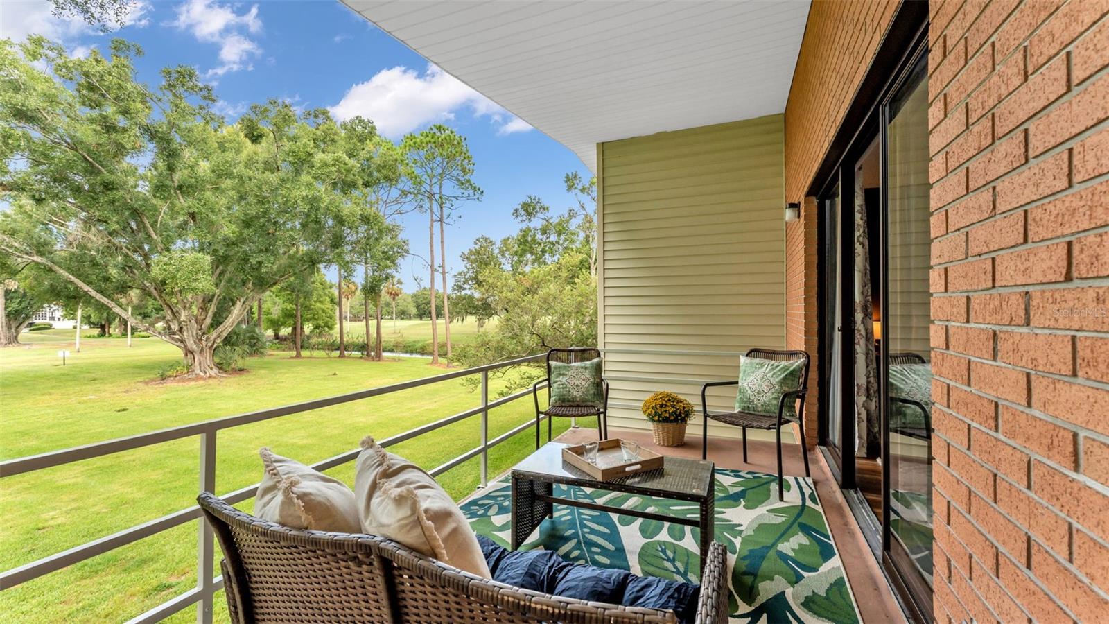 GOLF VIEW TWNHS INC - Residential