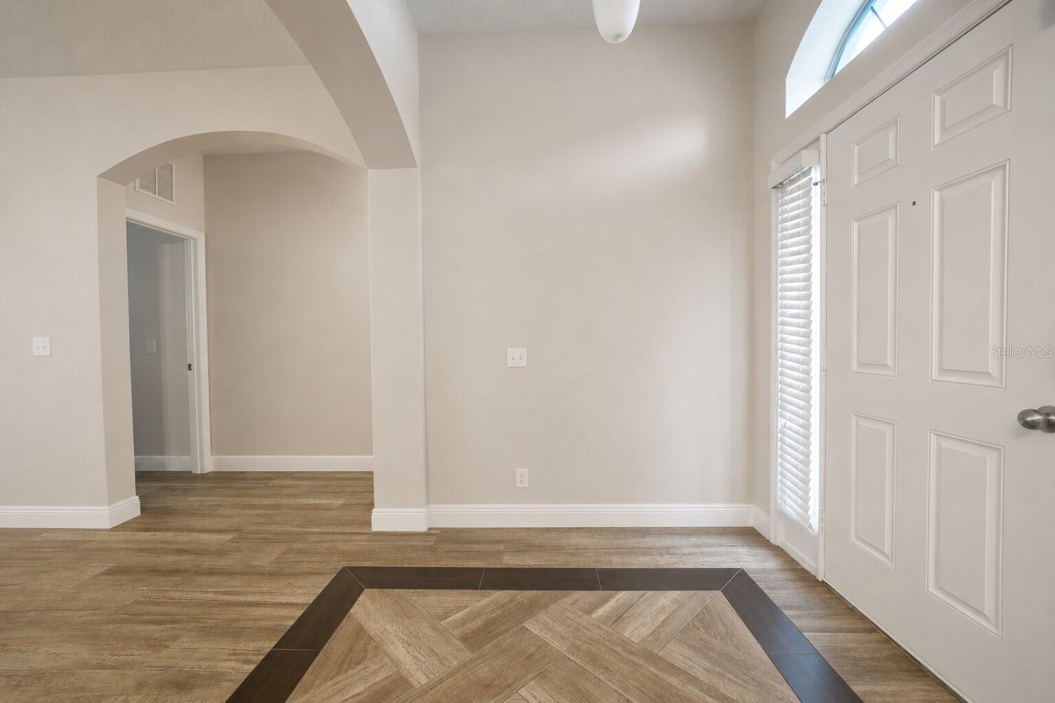 1147 DEGRAW DRIVE