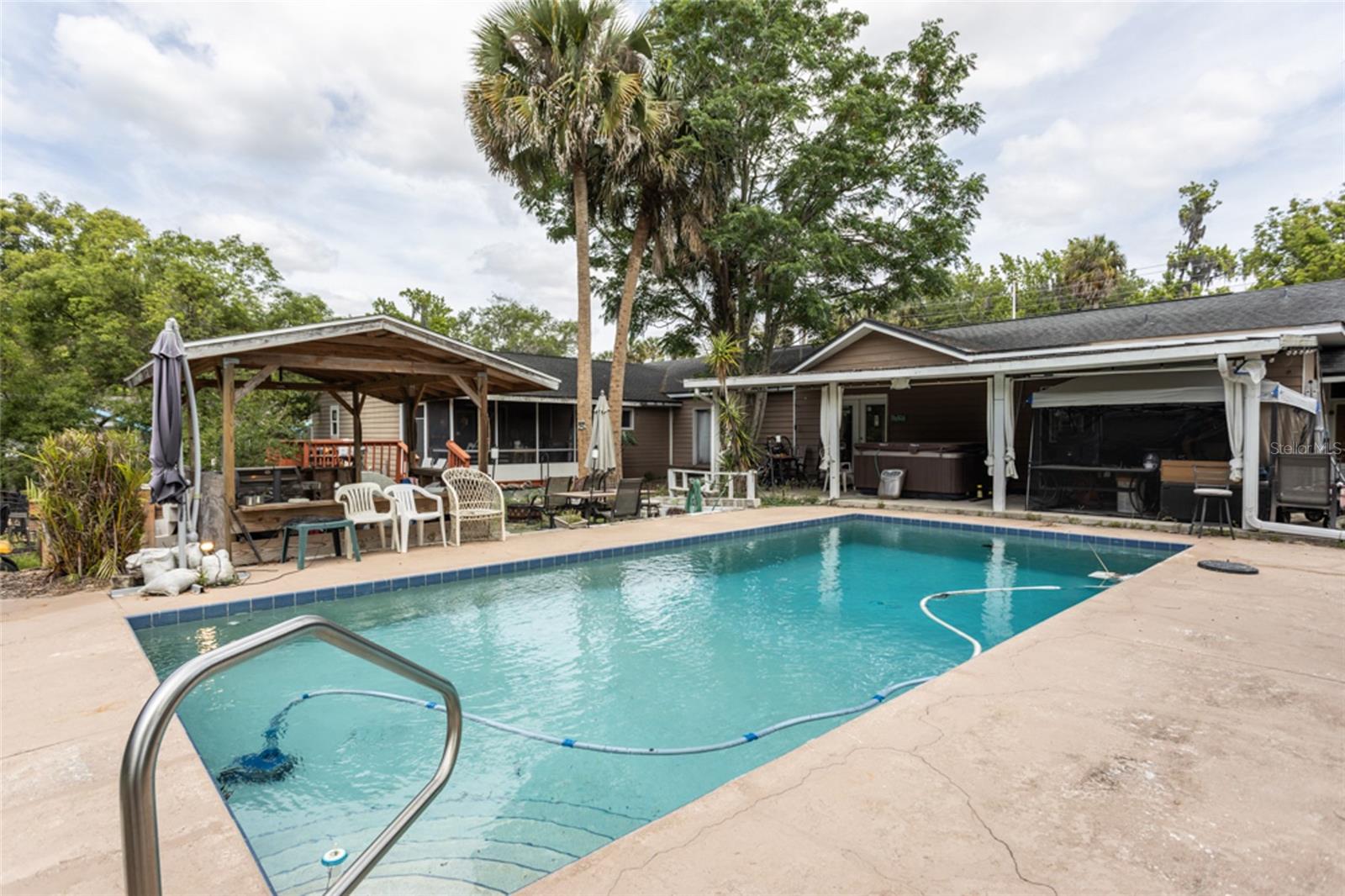 ORANGE CITY - Residential