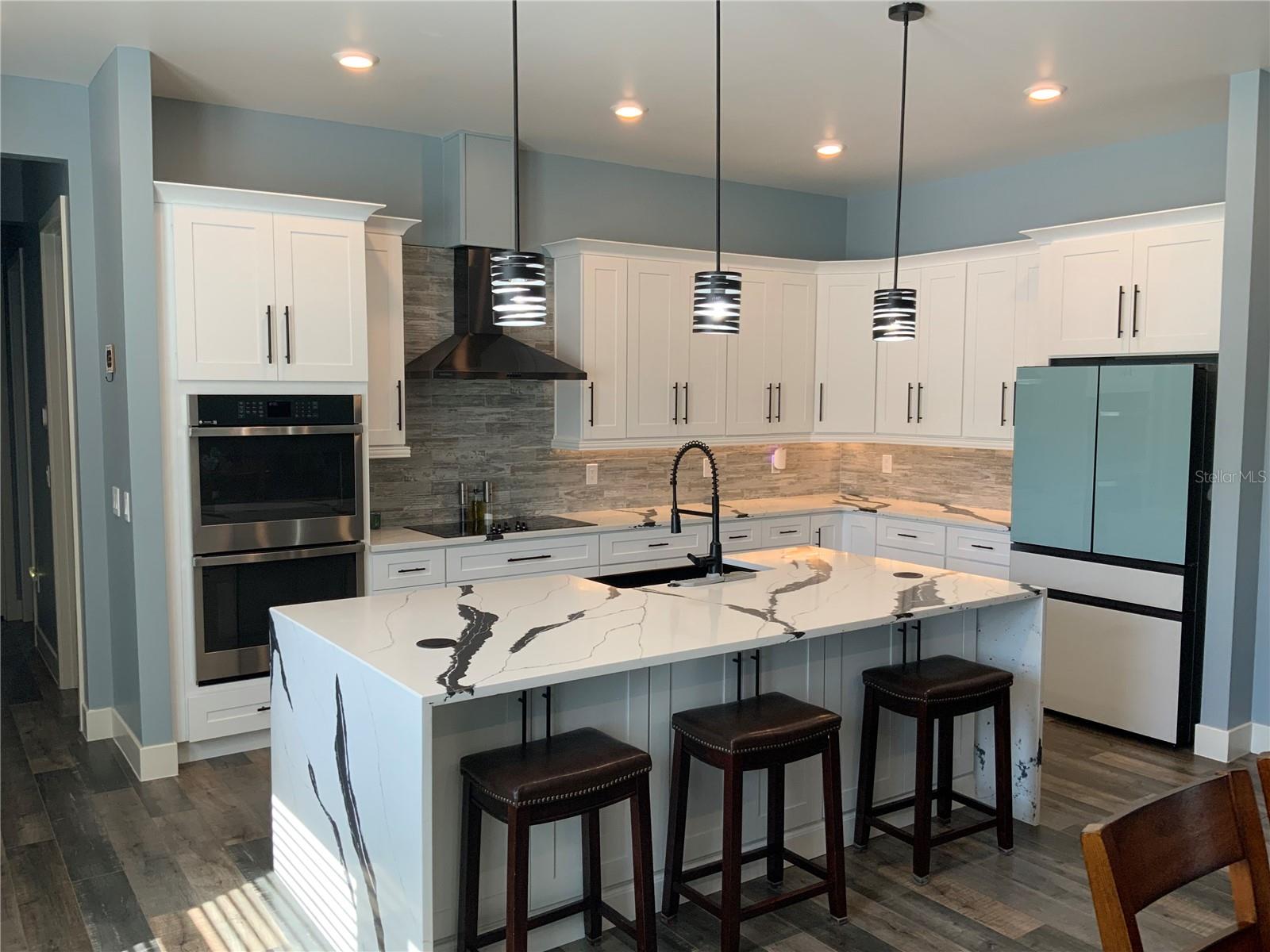 LEESBURG MAJESTIC OAKS SHORES - Residential