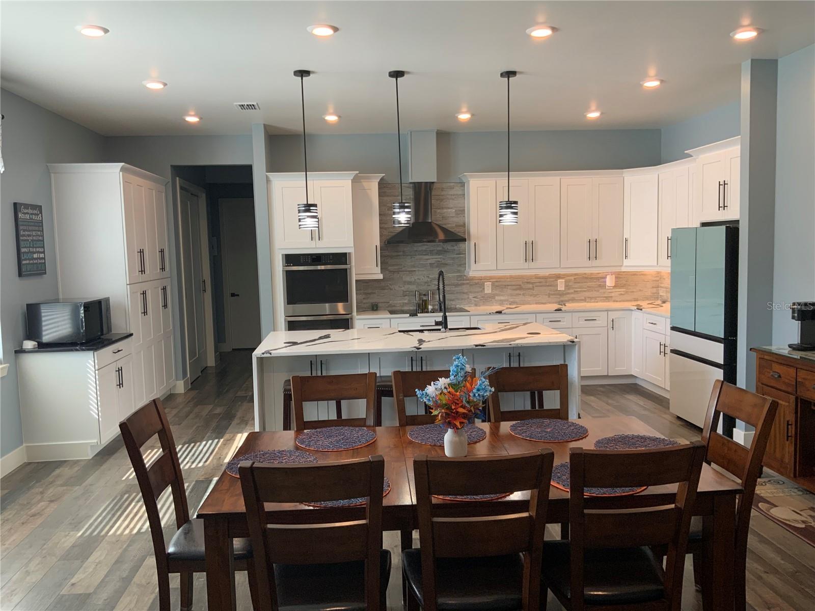 LEESBURG MAJESTIC OAKS SHORES - Residential