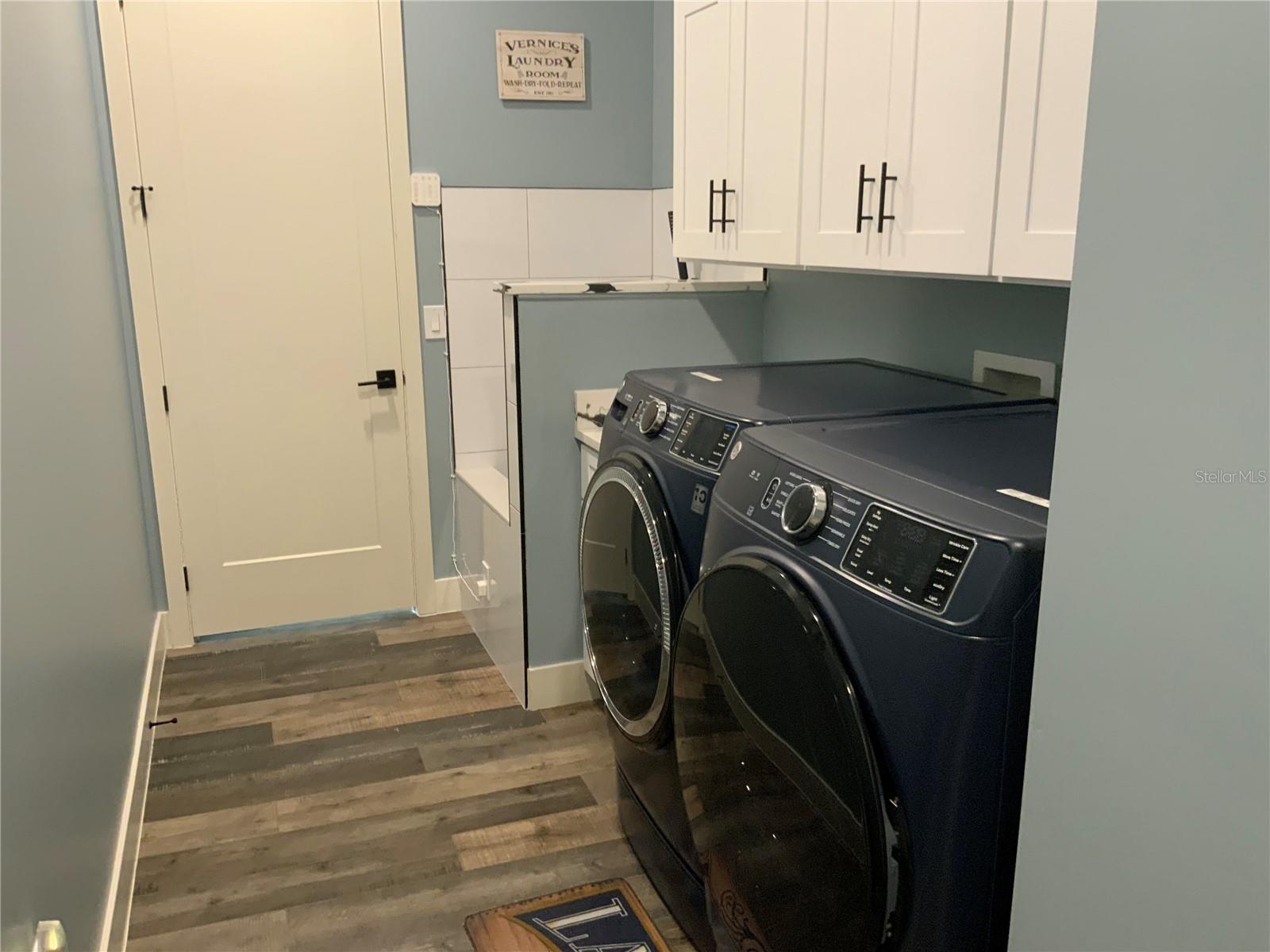 LEESBURG MAJESTIC OAKS SHORES - Residential