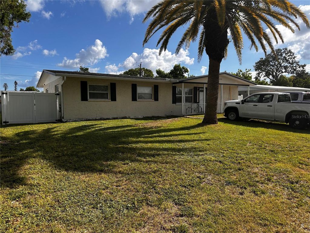 Photo of 2310 25th Avenue W, Bradenton, FL 34205 (MLS # O6333758)