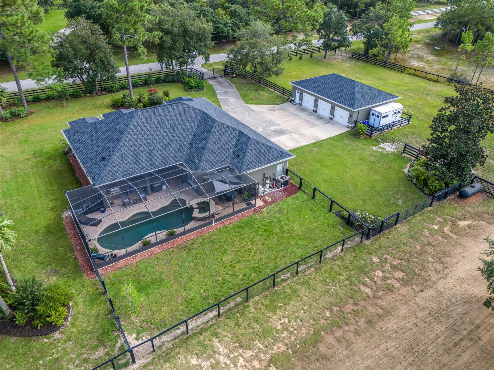 PINE RIDGE UNIT 02 - Residential