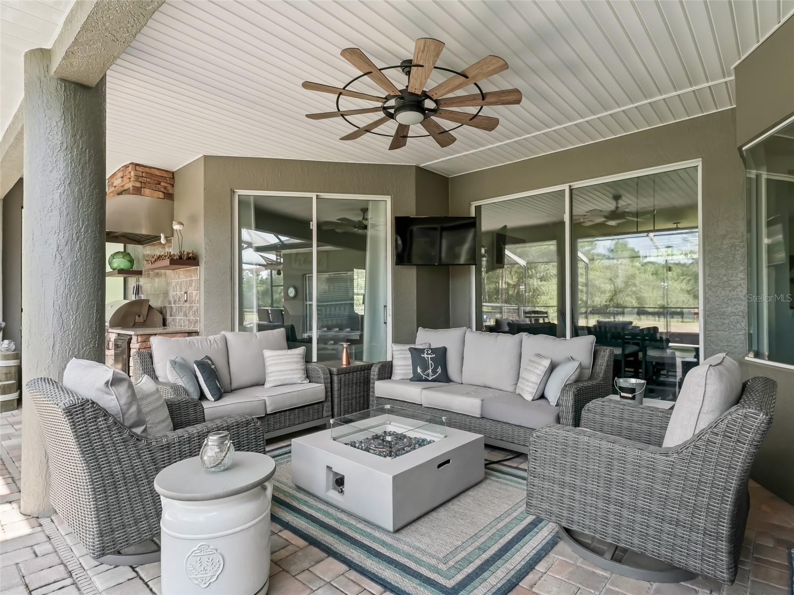 PINE RIDGE UNIT 02 - Residential