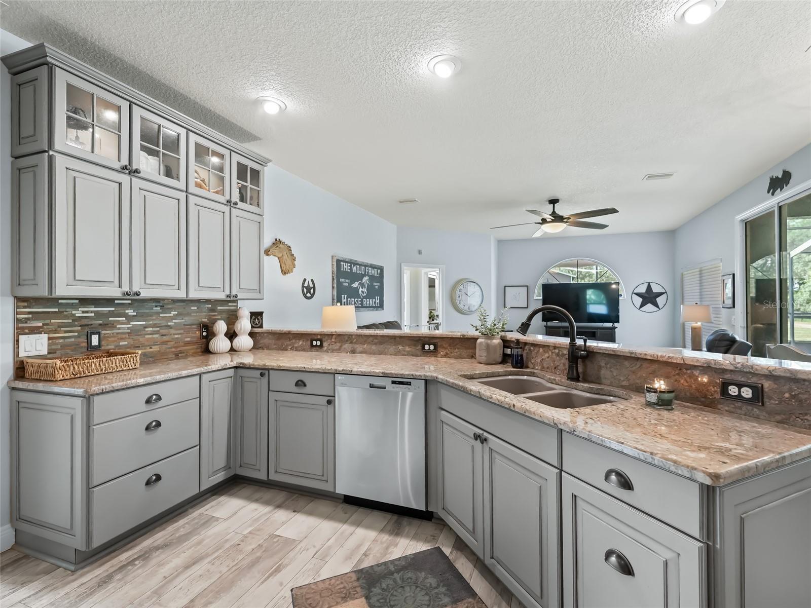 PINE RIDGE UNIT 02 - Residential