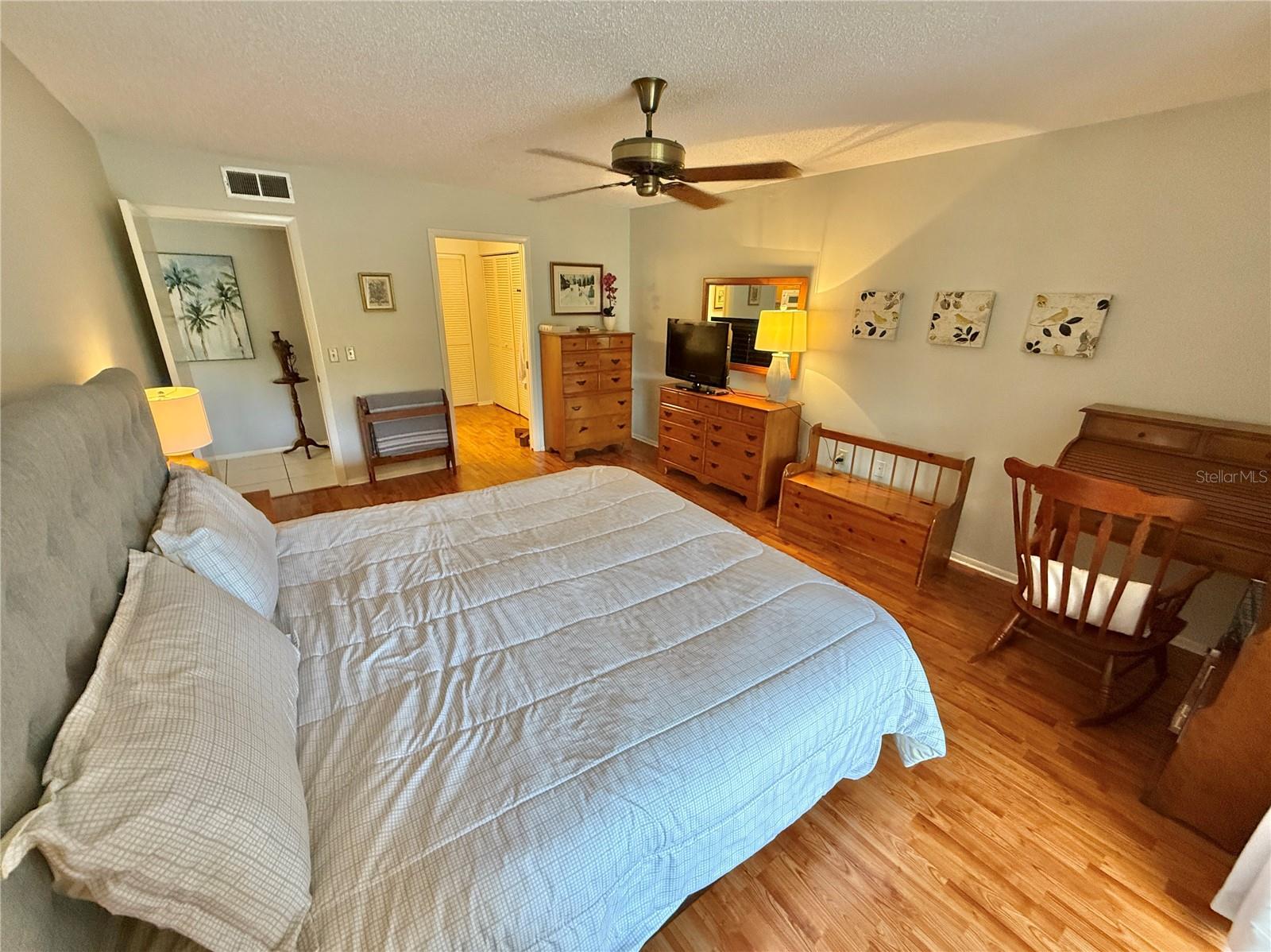 SPRING LAKES III - Residential