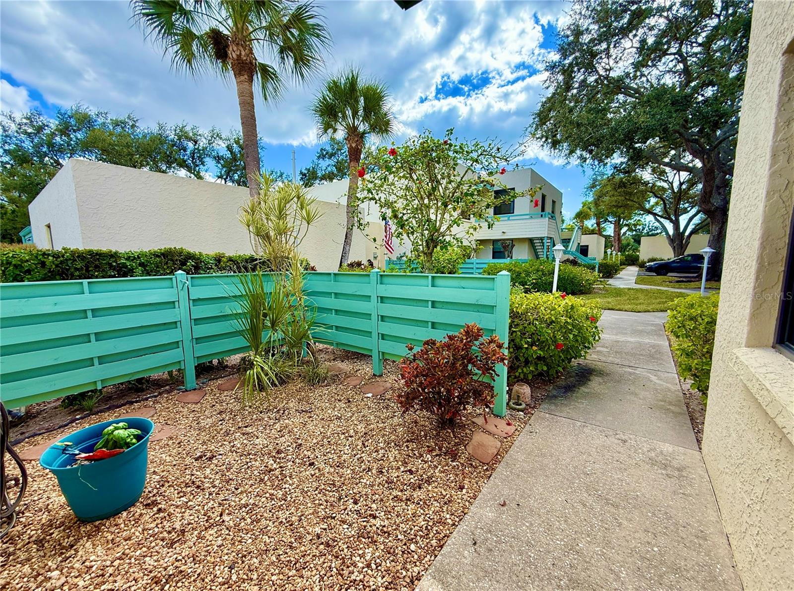 SPRING LAKES III - Residential
