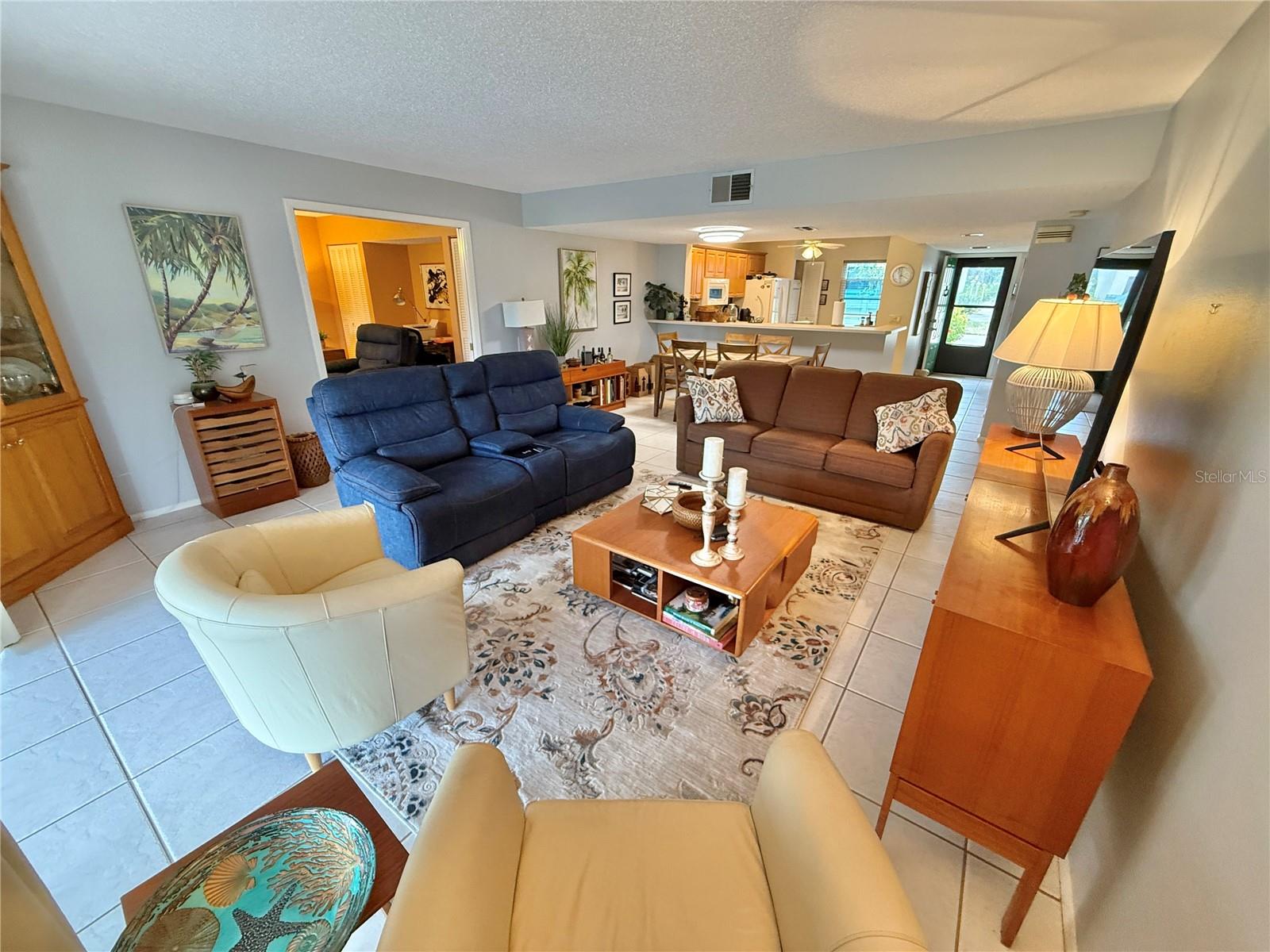 SPRING LAKES III - Residential
