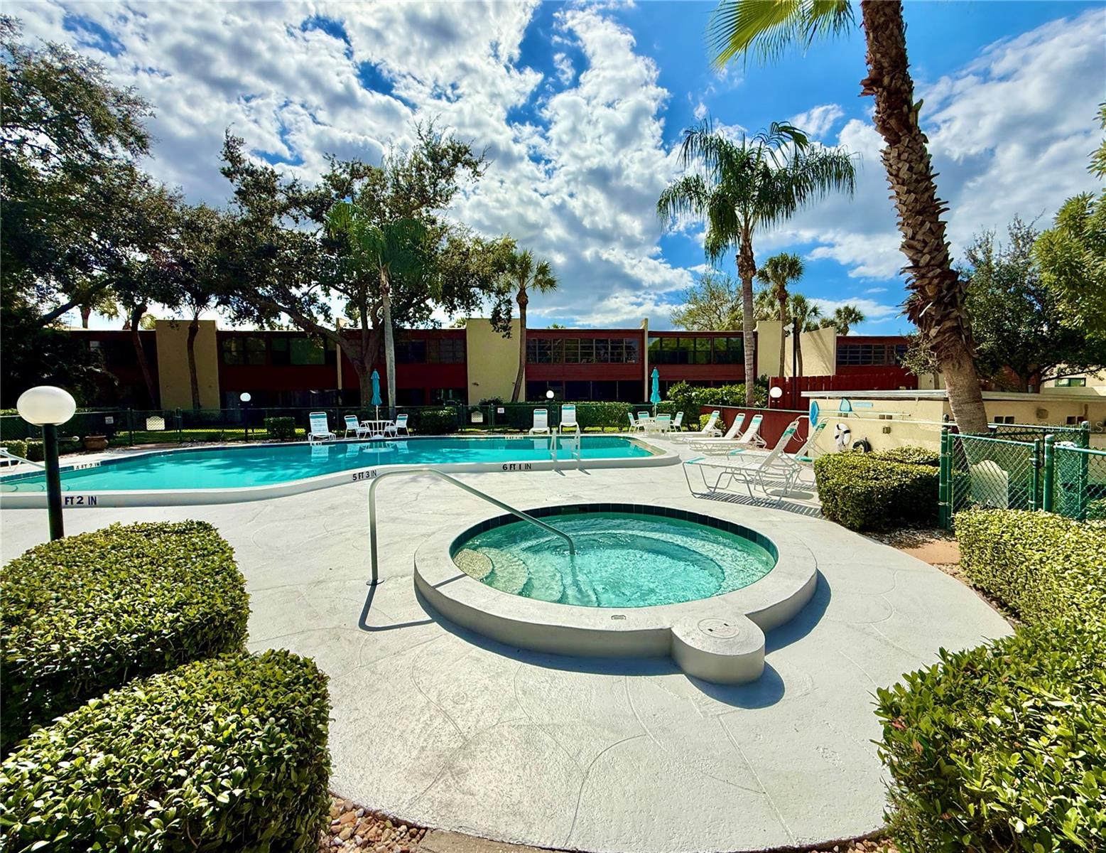 SPRING LAKES III - Residential