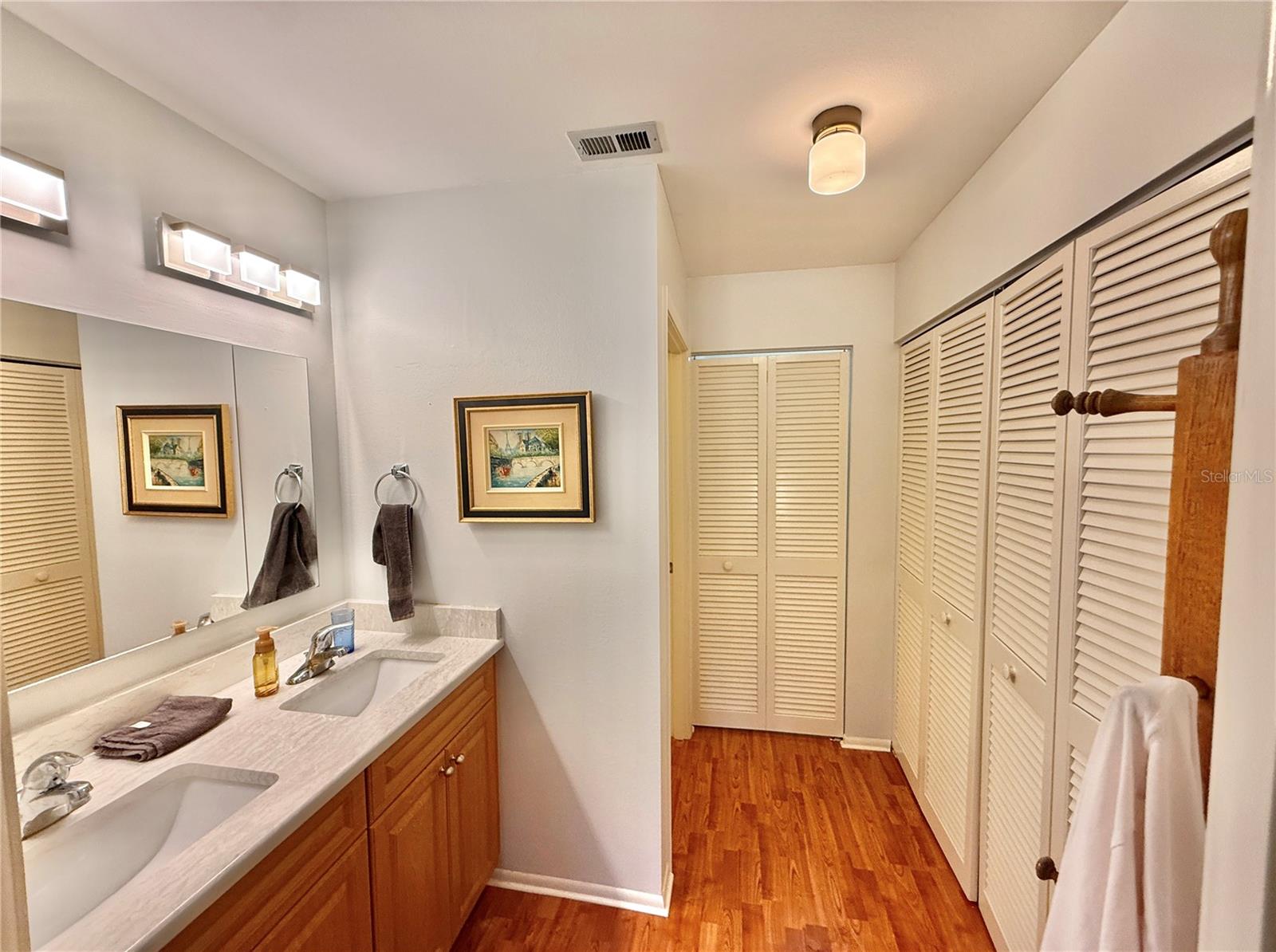 SPRING LAKES III - Residential