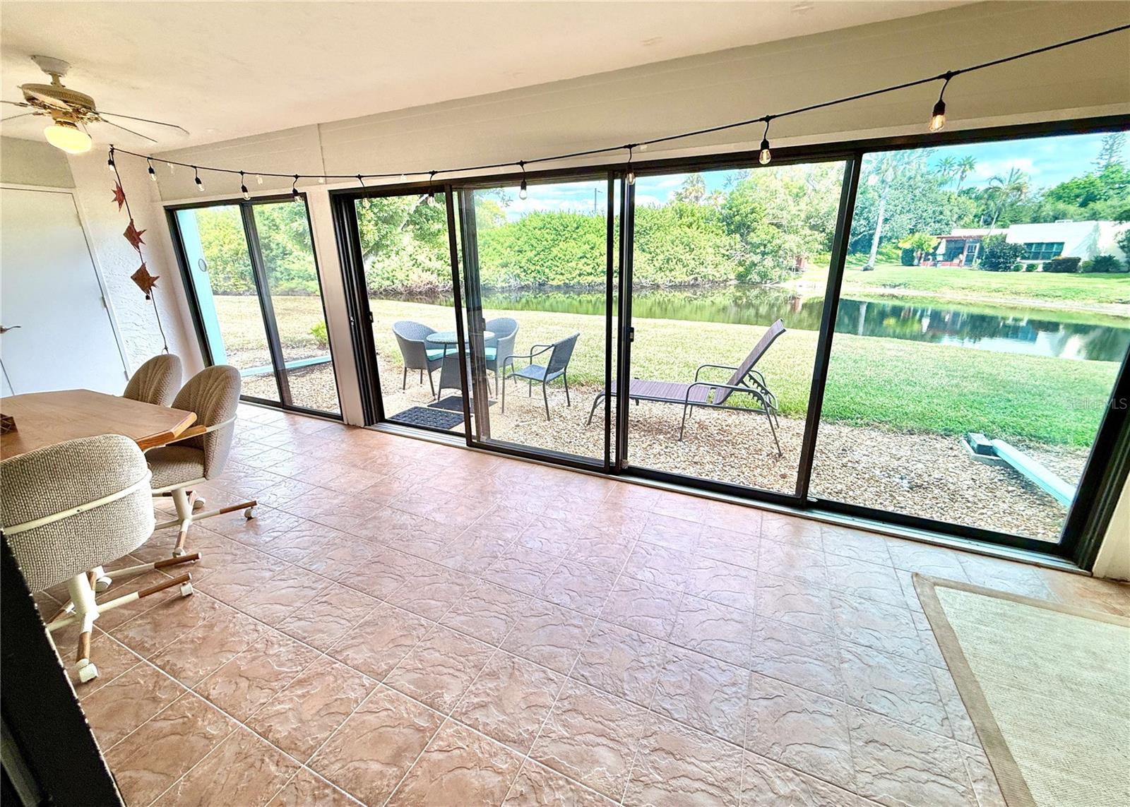 SPRING LAKES III - Residential
