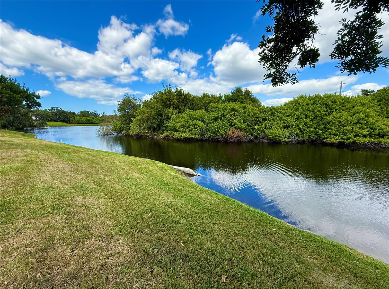 SPRING LAKES III - Residential