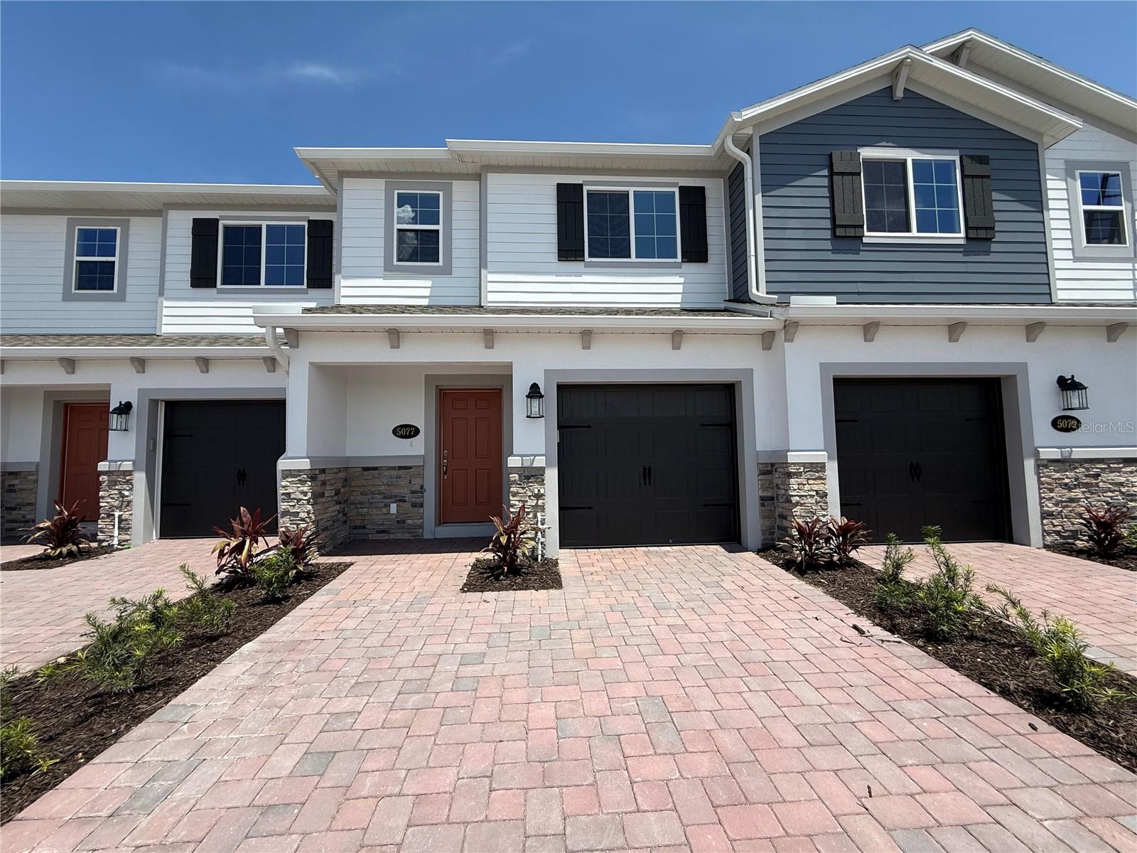 EDEN AT CROSSPRAIRIE - Residential