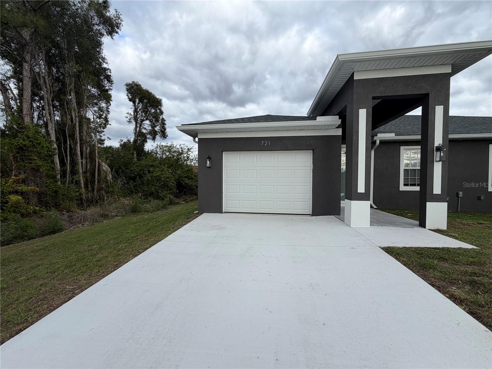 LEHIGH ESTATES - Residential Lease