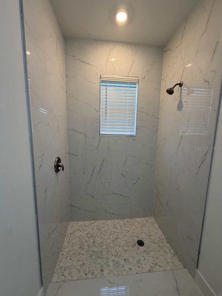 LEHIGH ESTATES - Residential Lease