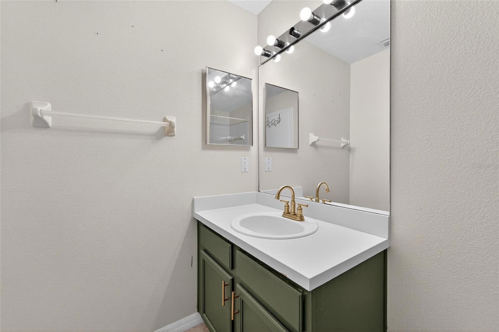 SUMMERFIELD VILLAGE 1 TR 2 - Residential