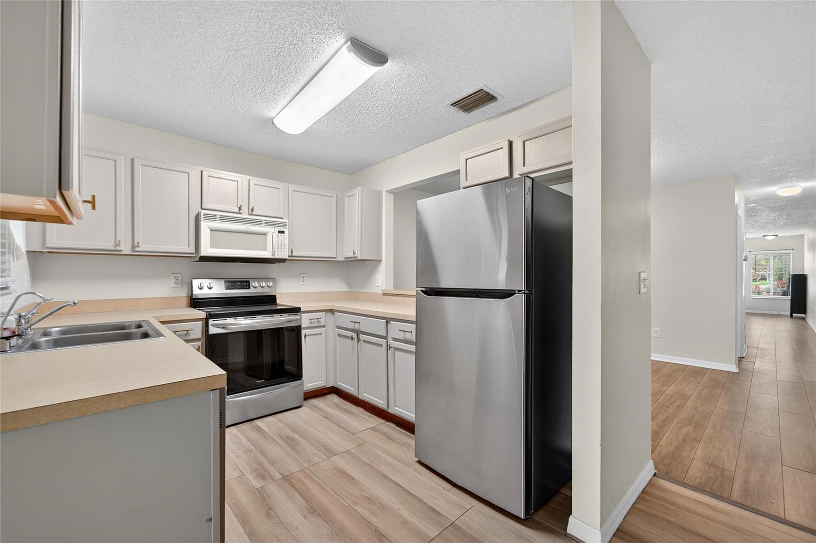 SUMMERFIELD VILLAGE 1 TR 2 - Residential