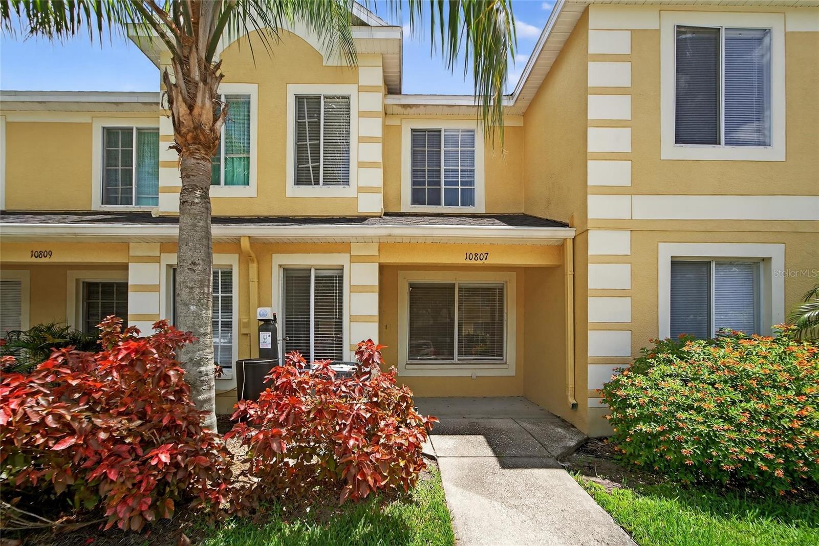10807 KEYS GATE DRIVE