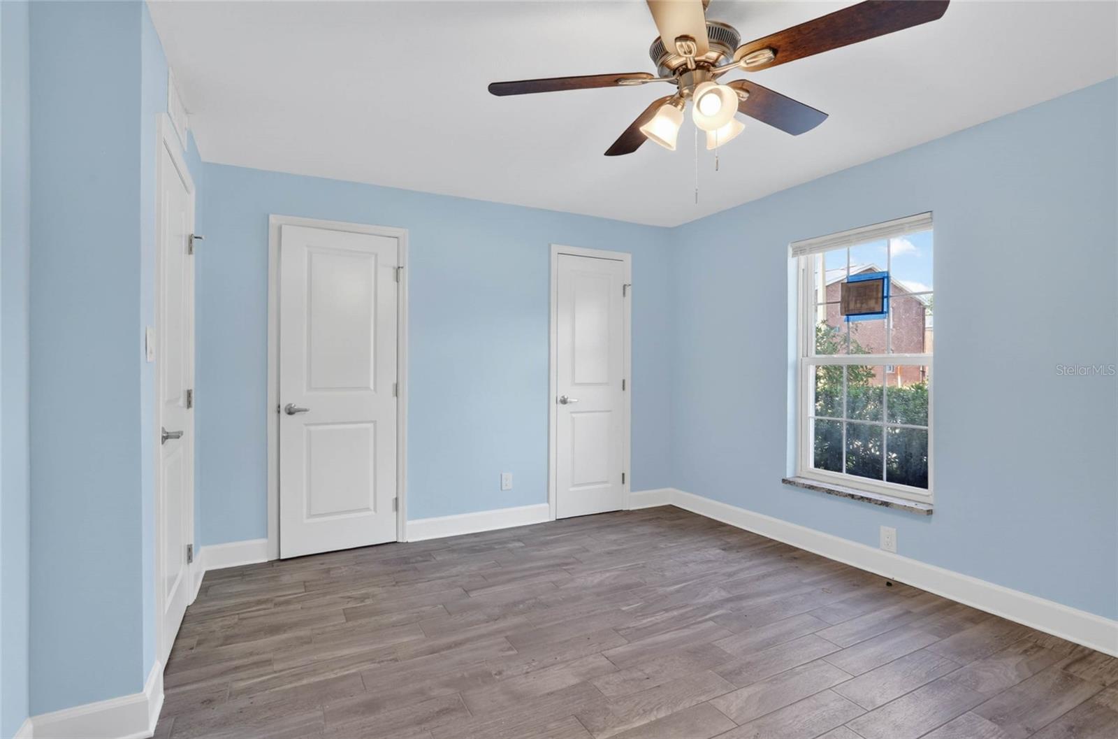 JAMESTOWN CONDO - Residential