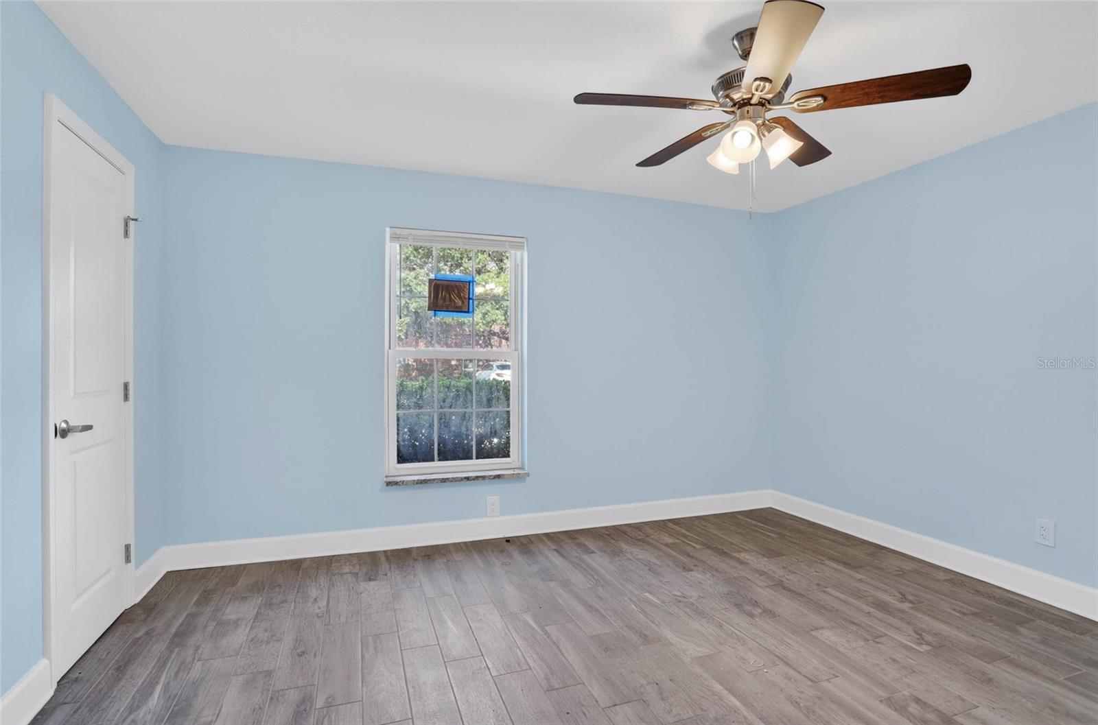 JAMESTOWN CONDO - Residential