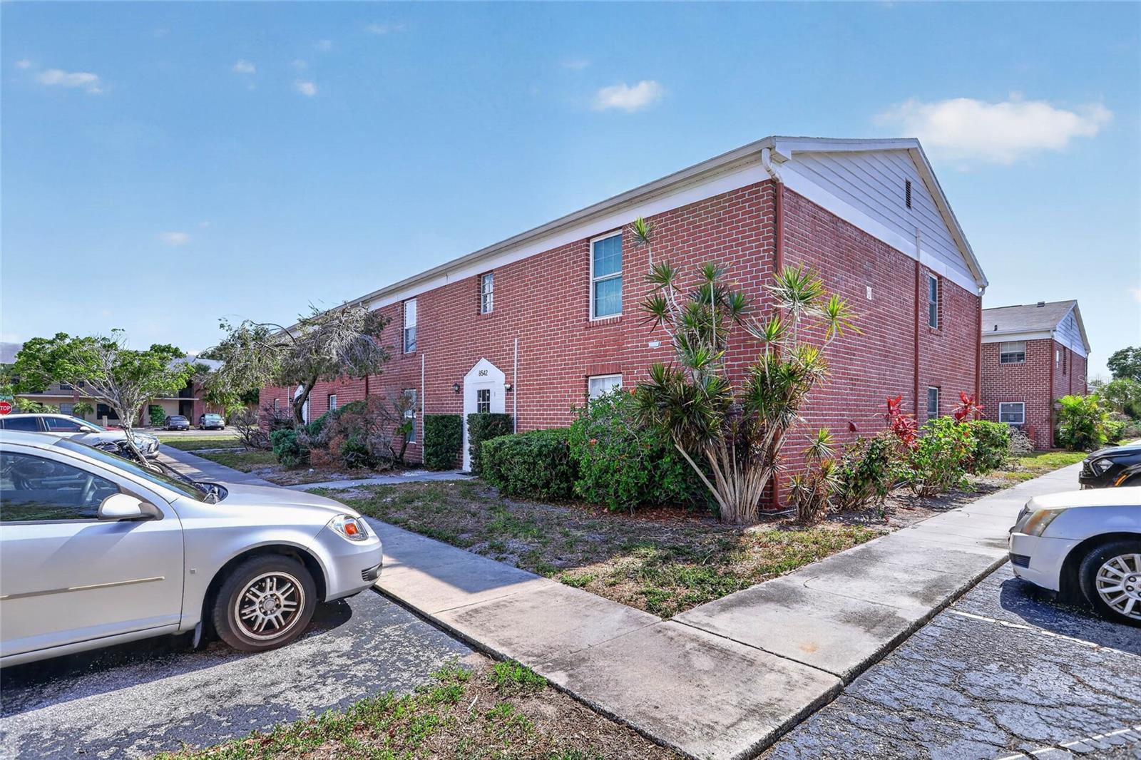 8542 10TH STREET N B