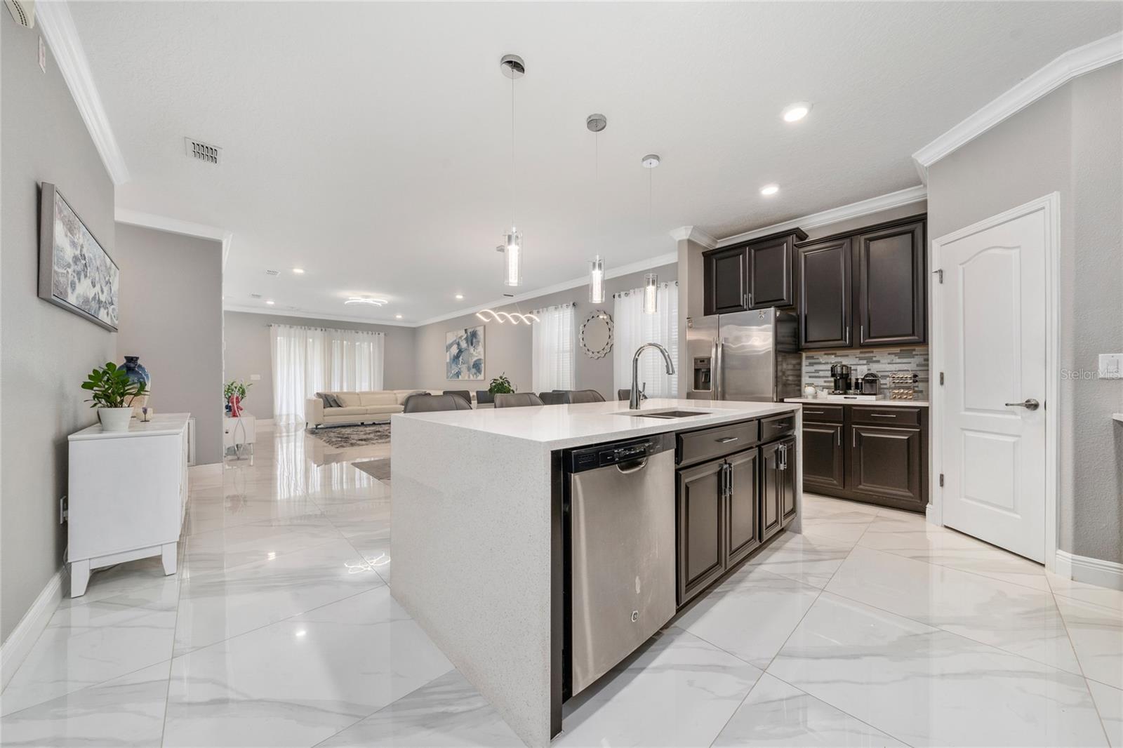 7266 PENKRIDGE LANE