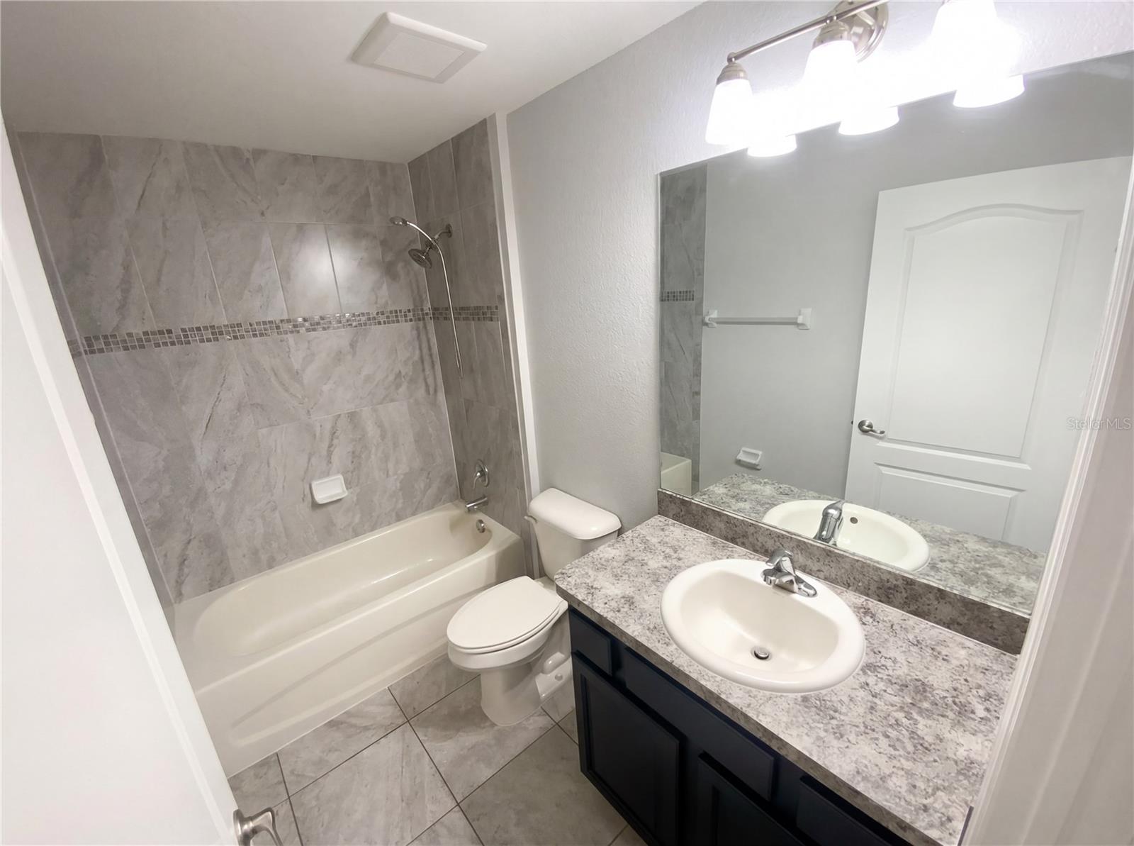 ROYAL HIGHLANDS - Residential